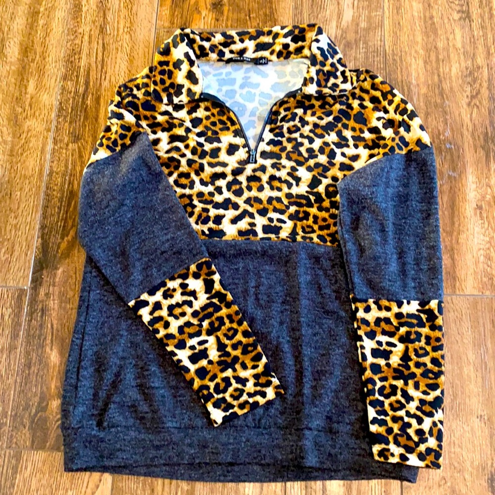 Doe and Rae pullover